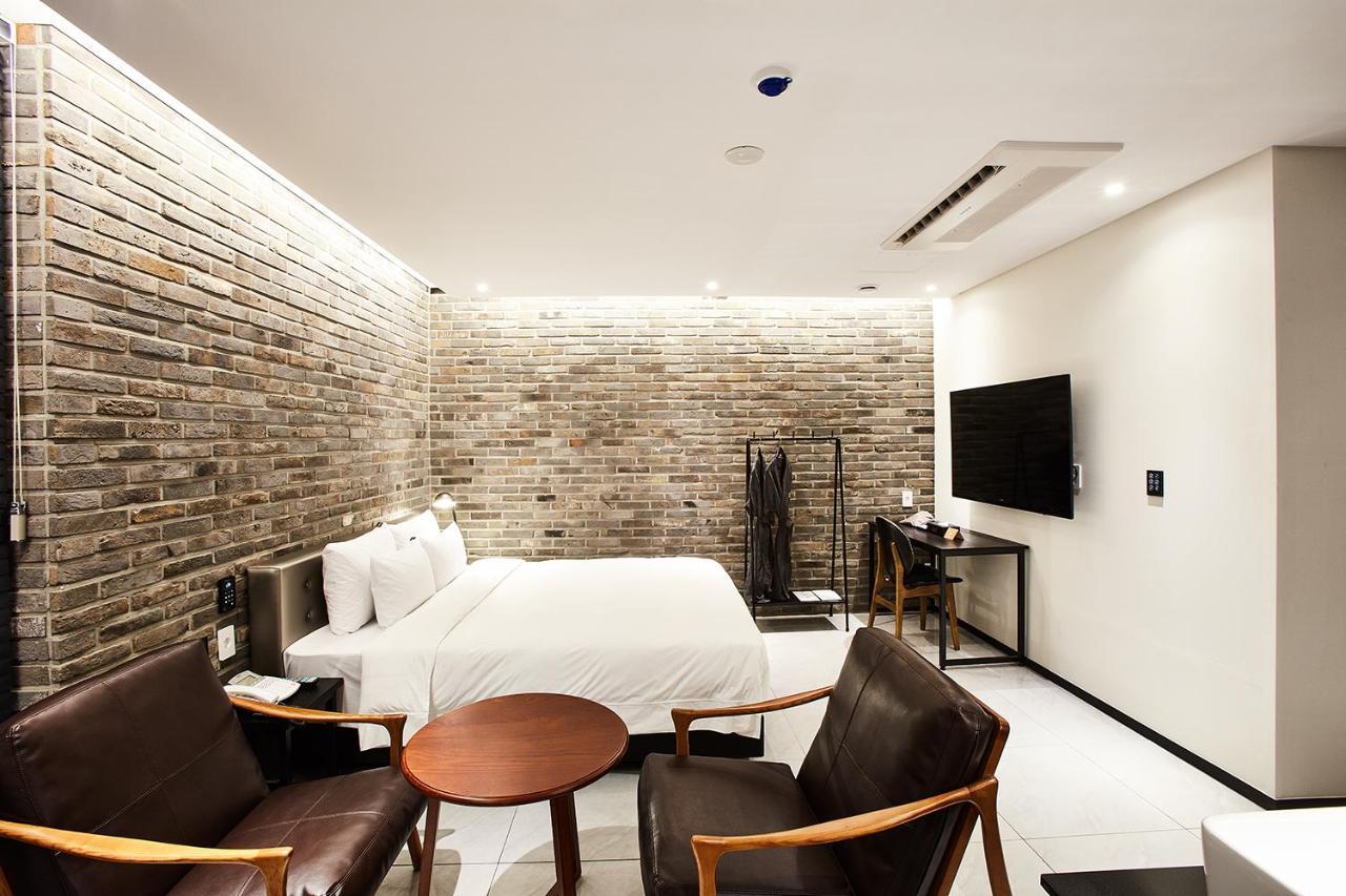 Hotel Wanted Inchon Exteriör bild